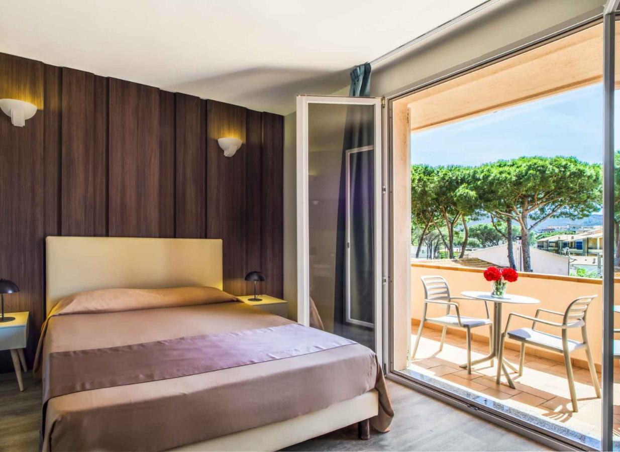 Hotel Riva Del Sole Marina di Campo Kültér fotó