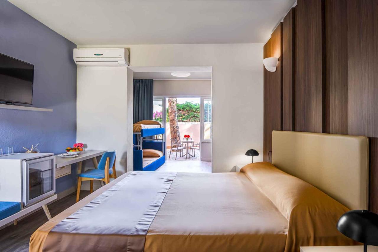 Hotel Riva Del Sole Marina di Campo Kültér fotó