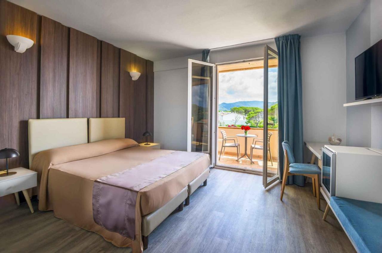Hotel Riva Del Sole Marina di Campo Kültér fotó